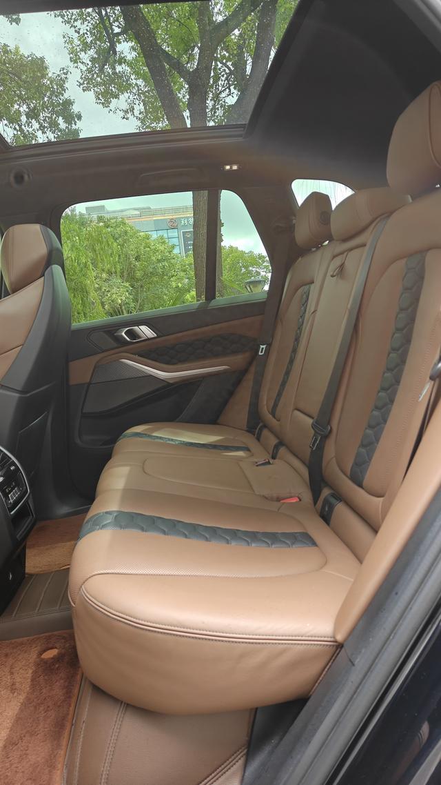 BMW X5 M 2021 #18 BMW X5 M 2021 car image #18