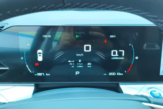 GEELY OkavangoPRO 2025 #18 GEELY OkavangoPRO 2025 car image #18