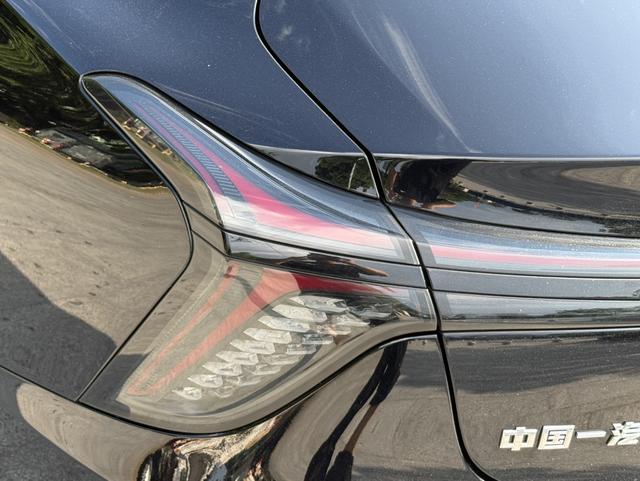 HongQi H6 2023 car image #18