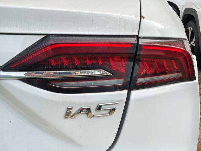 GAC ix4 2020 car image #18