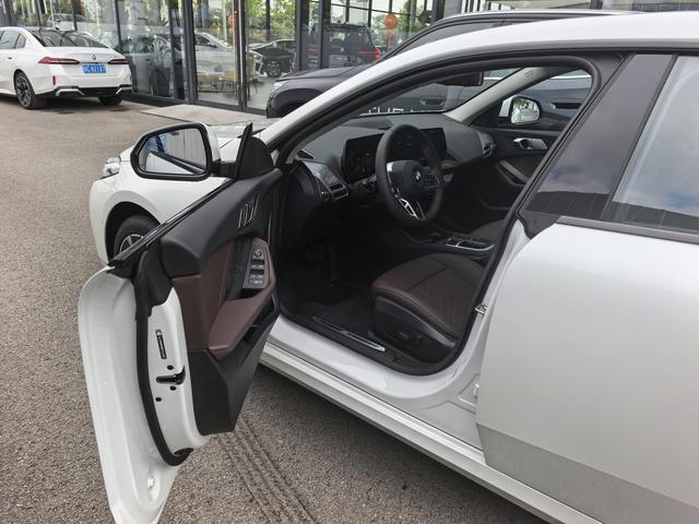 BMW 2 Series 2025 #18 BMW 2 Series 2025 car image #18