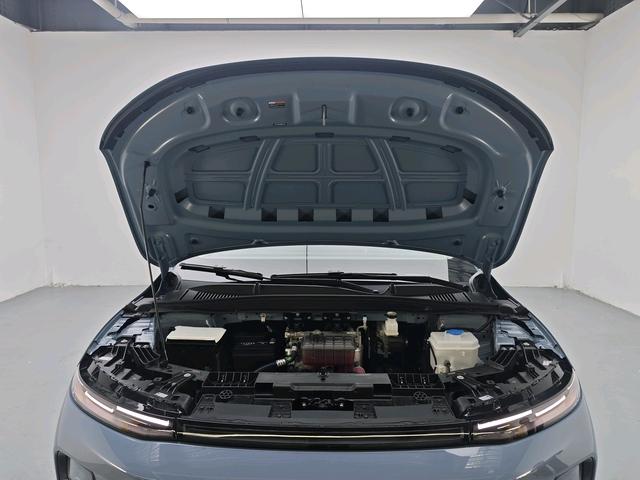 零跑汽车 零跑B01 2025 汽车图片 #18