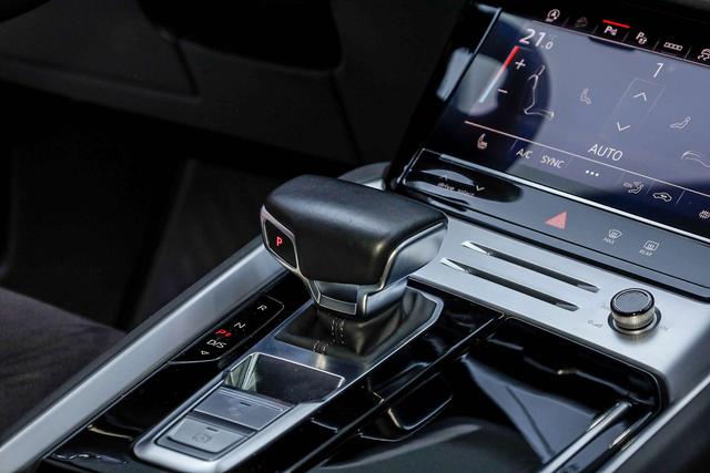 Audi Q6 2024 immagine di auto #18