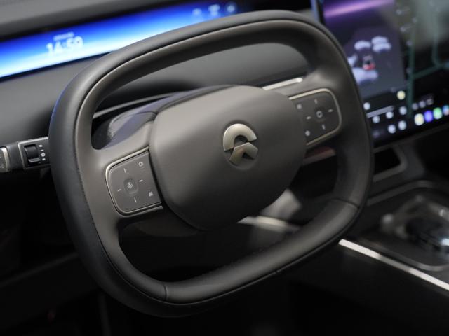 蔚来 蔚来ET9 2025 汽车图片 #18