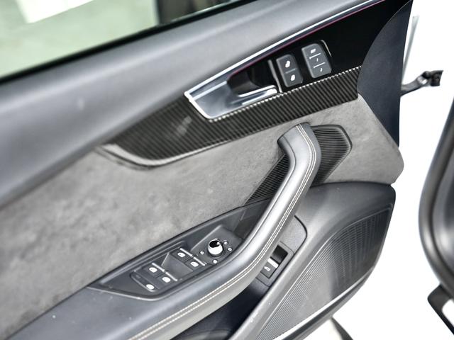 Audi RS 5 2022 car image #18