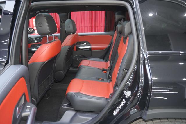 Mercedes-Benz GLB AMG 2022 #18 Mercedes-Benz GLB AMG 2022 car image #18