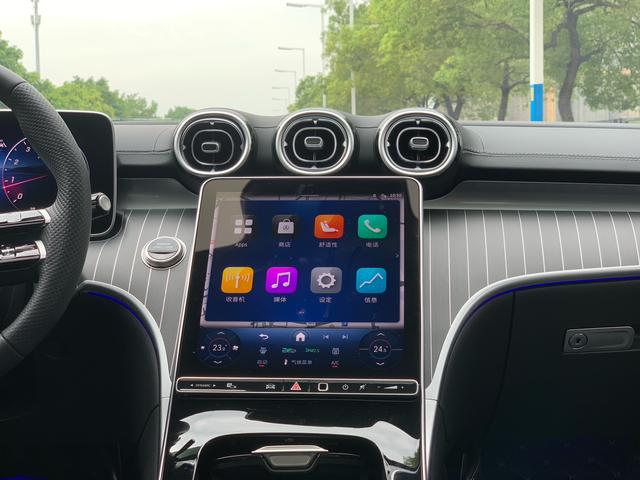 Mercedes-Benz CLE AMG 2025 immagine di auto #18