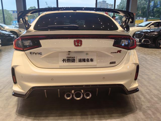 Honda Civic (Imported) 2025 car image #18