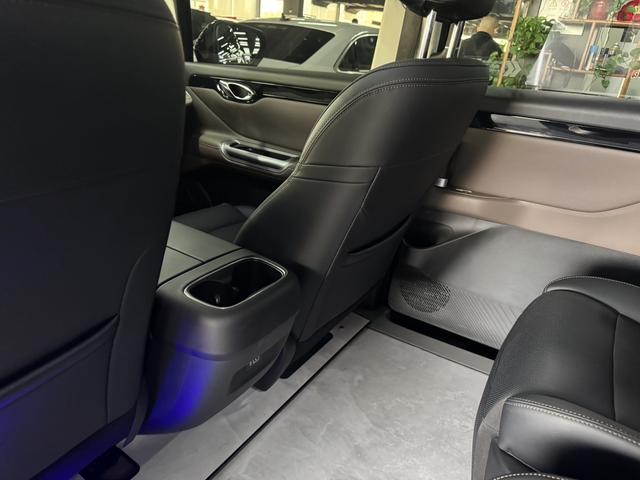 GAC Trumpchi E8 2024 imagem de carro #18