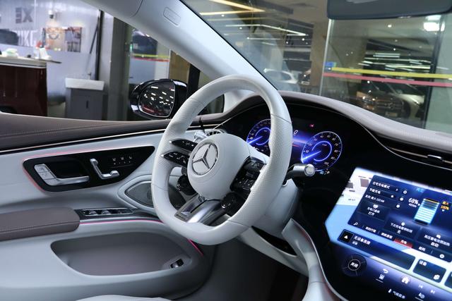 Mercedes-Benz EQS AMG 2023 #18 Mercedes-Benz EQS AMG 2023 car image #18