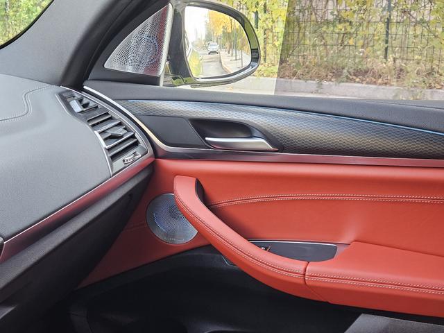 BMW X3 M 2022 imagem de carro #18