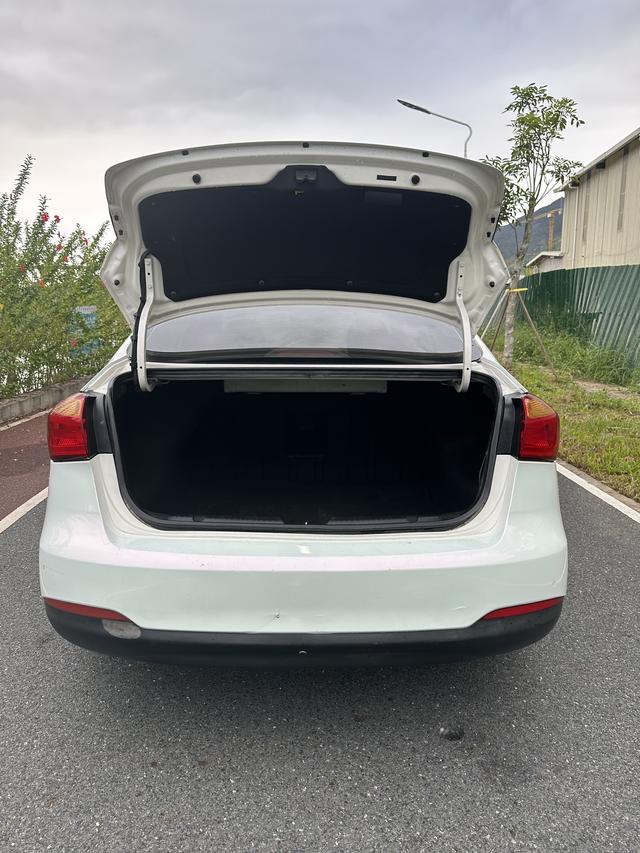 起亚 起亚K3 2014 汽车图片 #18