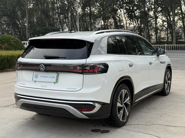 Volkswagen ID.6 Crozz 2024 car image #18