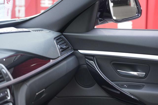 BMW 3 Series GT 2020 car image #18