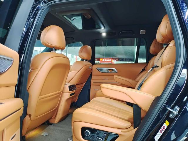 Deepal S09 2025 car image #18