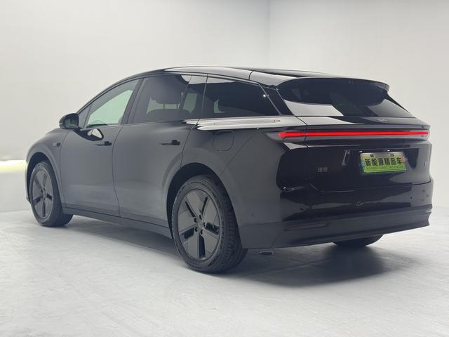 理想汽车 理想i6 2025 汽车图片 #18