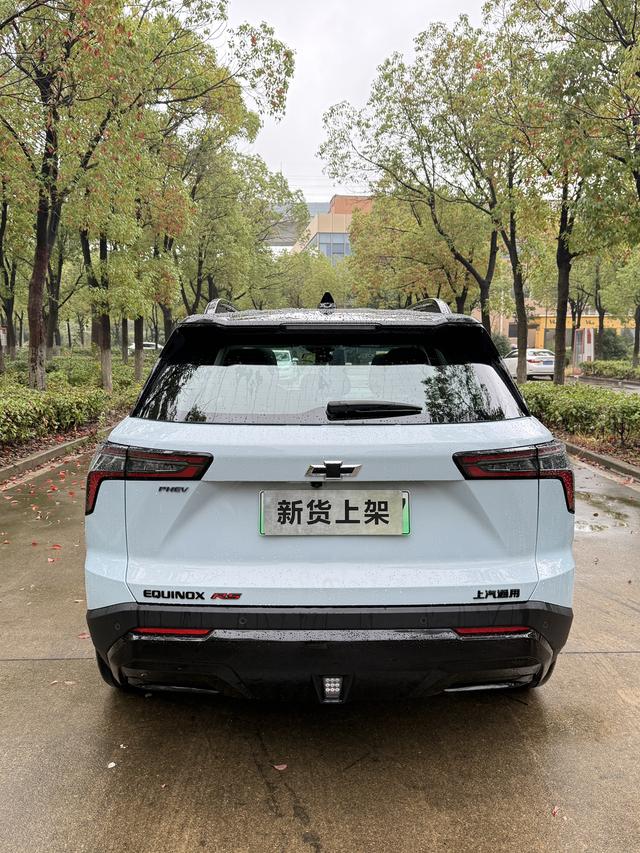 Chevrolet Equinox Plus 2025 #18 Chevrolet Equinox Plus 2025 car image #18