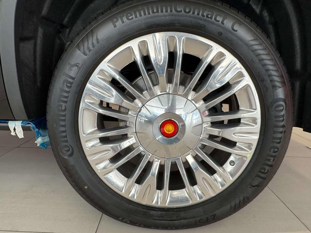 HongQi GuoYao car image #18