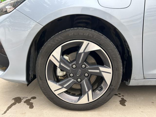 GEELY Emgrand L HiP 2023 car image #18
