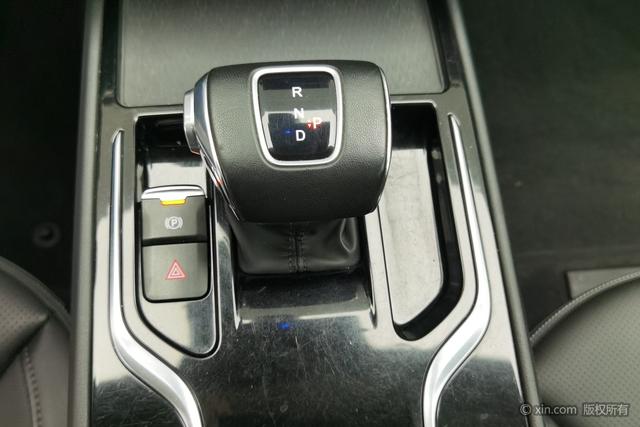 HongQi E-QM5 2023 immagine di auto #18