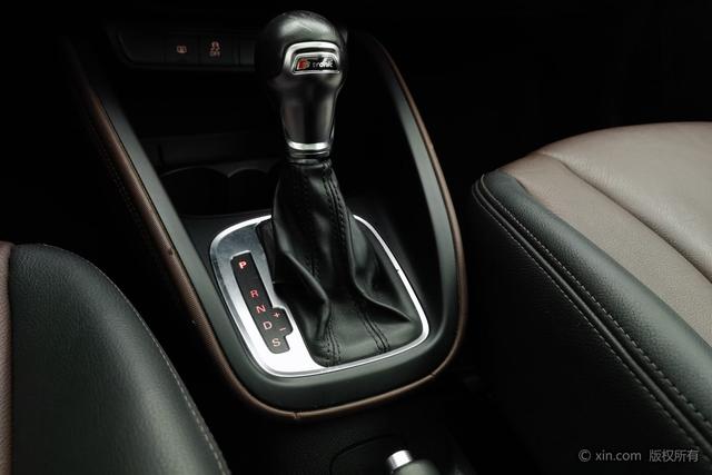 Audi A4 2014 car image #18