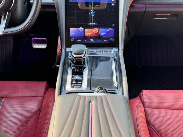 HongQi H6 2023 car image #18