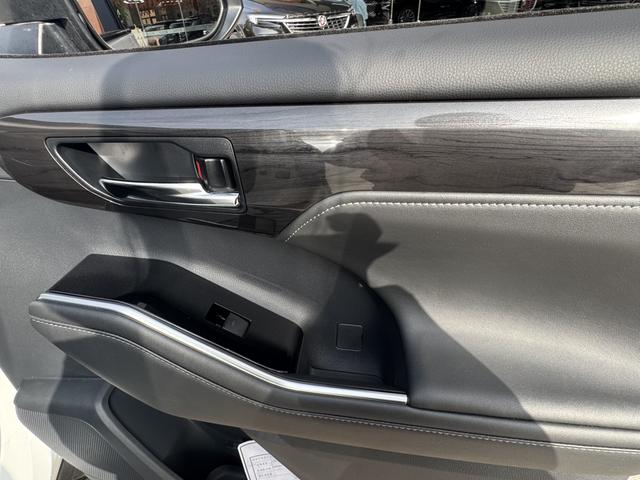 Toyota Crown Kluger 2023 car image #18