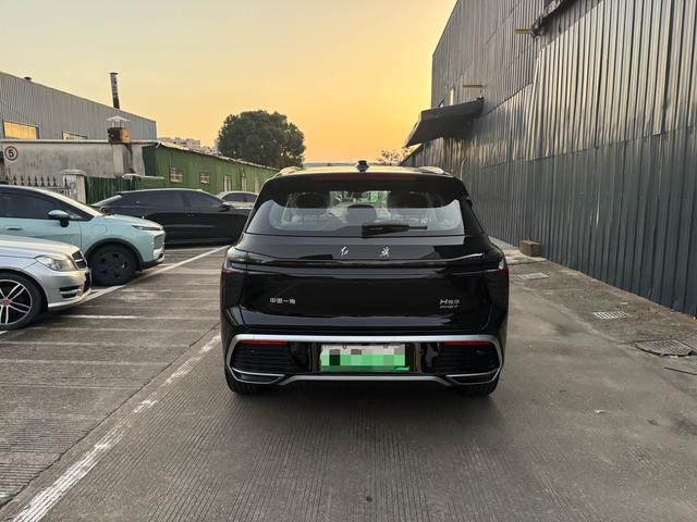 HongQi HS3 PHEV 2025 #18 HongQi HS3 PHEV 2025 car image #18