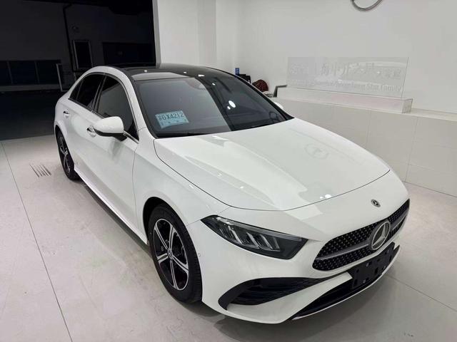 Mercedes-Benz R Class 2024 #18 Mercedes-Benz R Class 2024 car image #18