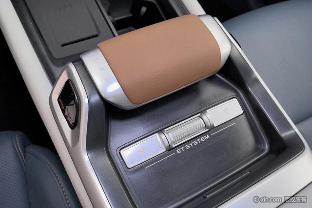 Deepal G318 2024 immagine di auto #18