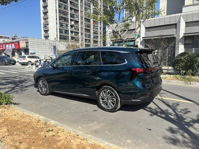 Forthing Yacht 2023 #18 Forthing Yacht 2023 car image #18