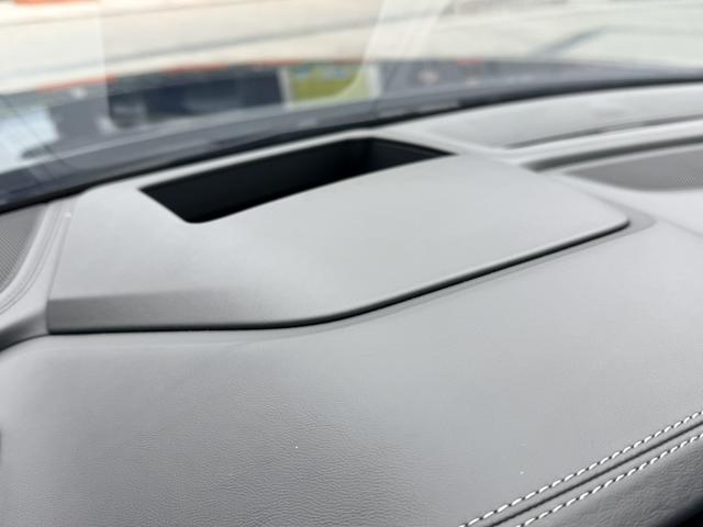 Audi Q8 2021 car image #18