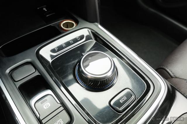 GAC ix4 2018 immagine di auto #18