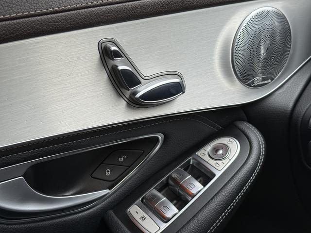 Mercedes-Benz GLC Class 2016 car image #18