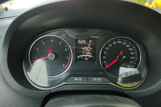 Volkswagen Polo 2018 car image #18