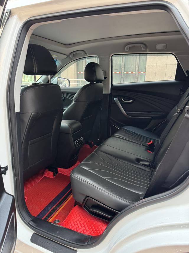 Jetour X70 2019 car image #18