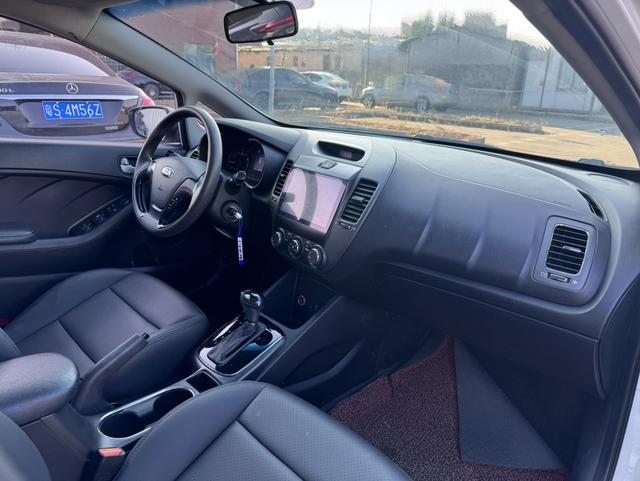 Kia K3 2017 immagine di auto #18