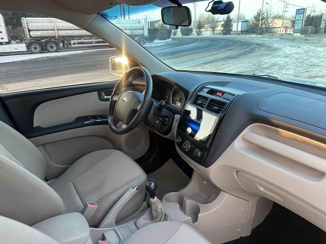 起亚 狮跑 2016 汽车图片 #18