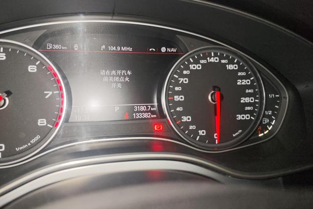 Audi A6L 2014 car image #18