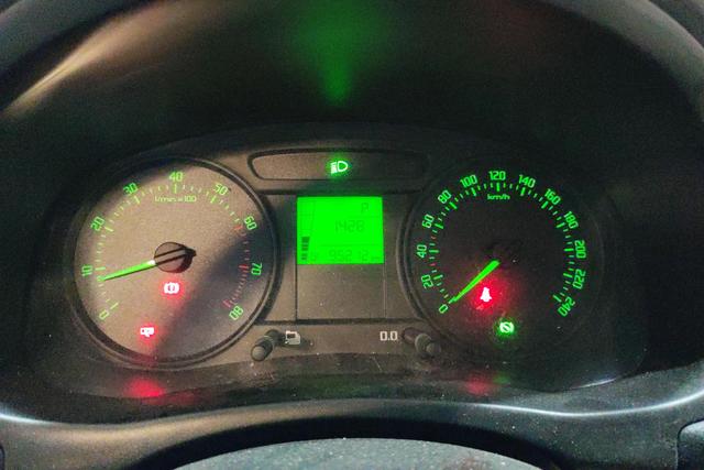 Skoda Fabia 2013 immagine di auto #18