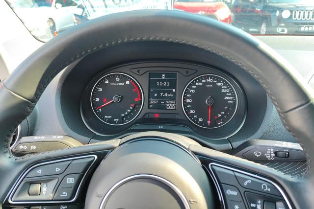 Audi Q2L 2020 car image #18