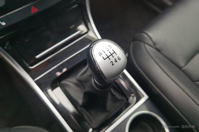 Haval H2 2015 immagine di auto #18