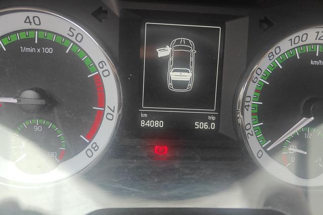 Skoda Octavia 2018 car image #18