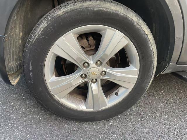 Chevrolet Captiva (Imported) 2011 car image #18