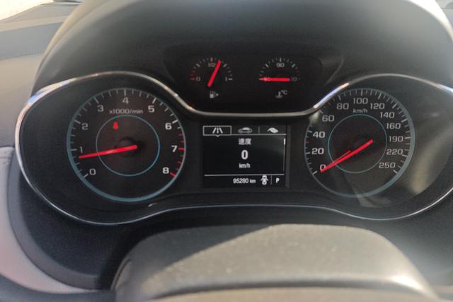 Chevrolet Cruze 2015 #18 Chevrolet Cruze 2015 immagine di auto #18