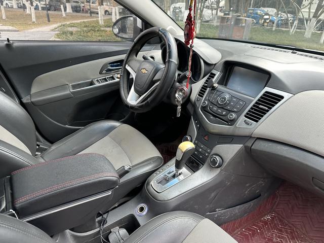 Chevrolet Cruze 2013 #18 Chevrolet Cruze 2013 immagine di auto #18