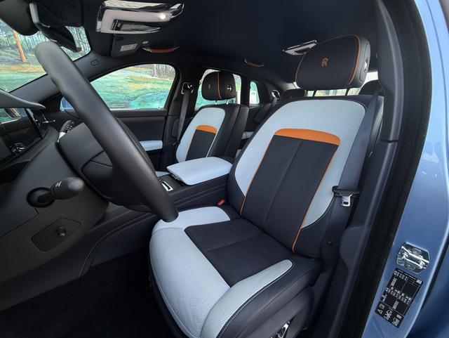 劳斯莱斯 古思特 2023 汽车图片 #18