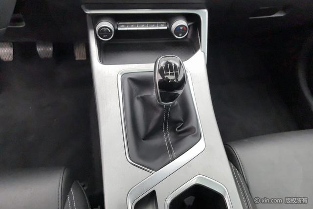 GEELY Coolray 2020 car image #18