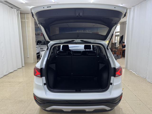 Jetta VS5 2022 car image #18