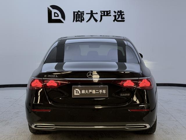 Mercedes-Benz E Class 2024 car image #18